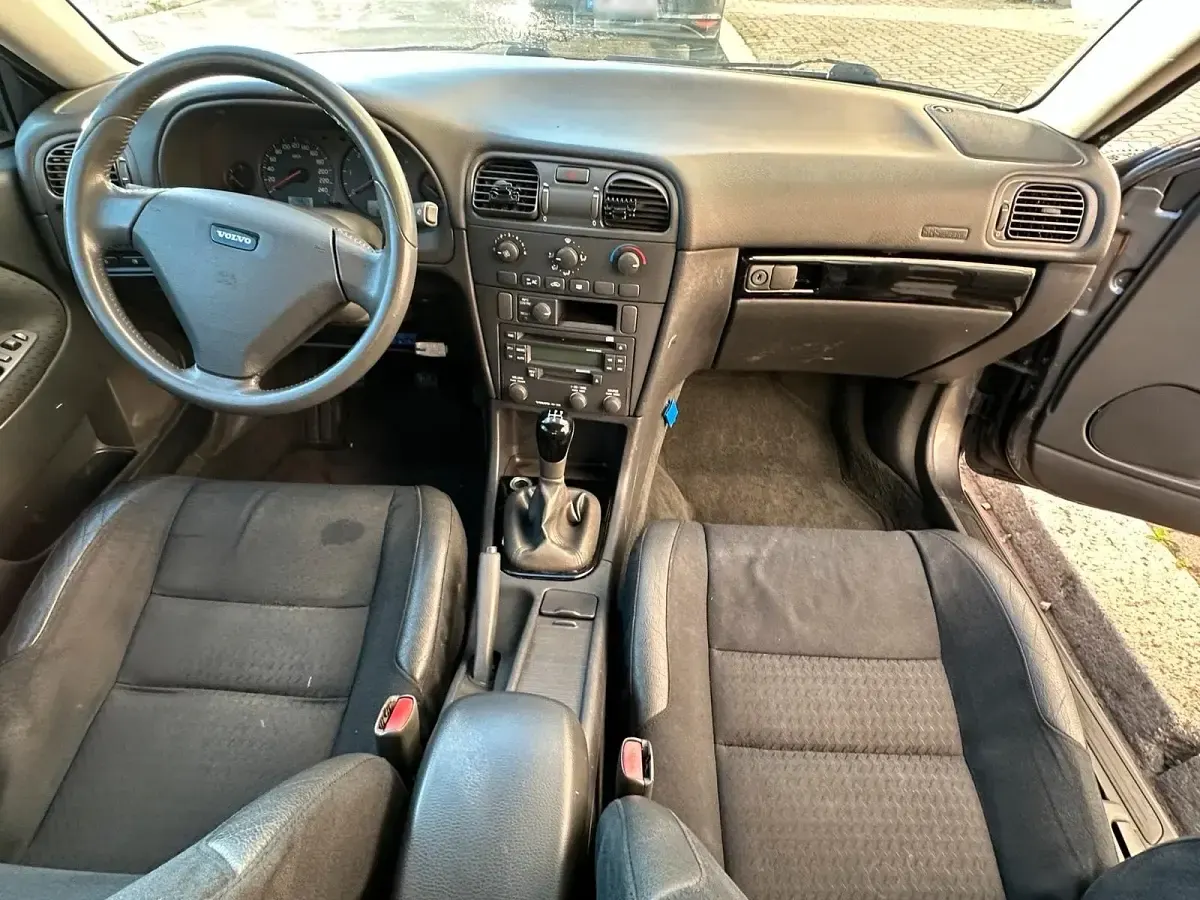 Gebraucht Volvo V40 101 PS (74 kW) 2003 Grau Kombi