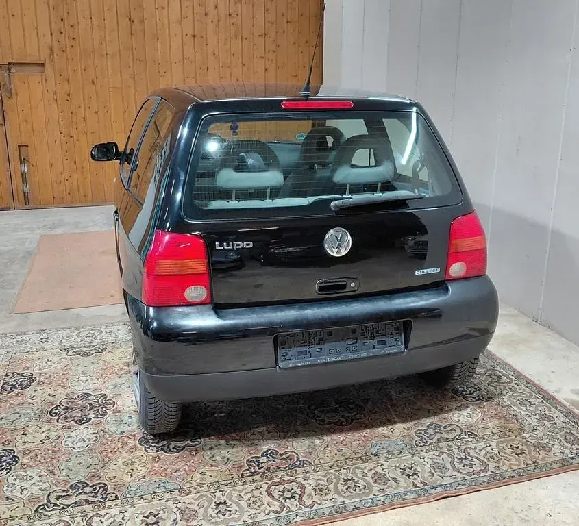 Gebraucht VW Lupo 50 PS (36 kW) 2002 Schwarz Kleinwagen