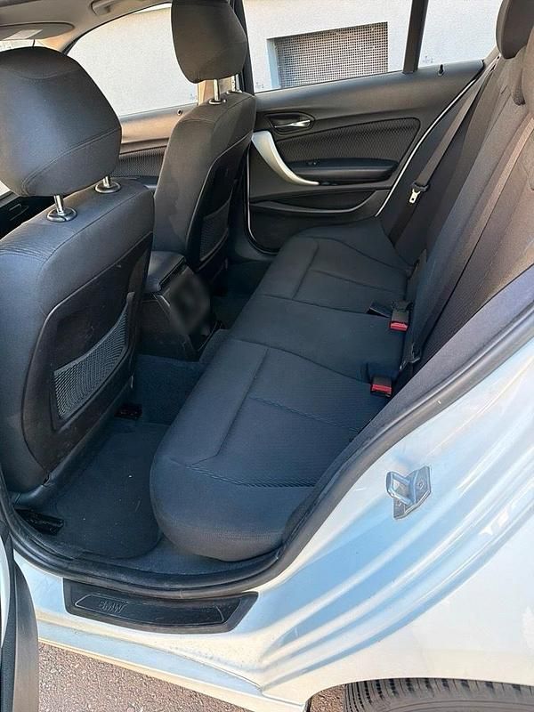 Gebraucht BMW 114 102 PS (75 kW) 2013 Weiß Kleinwagen