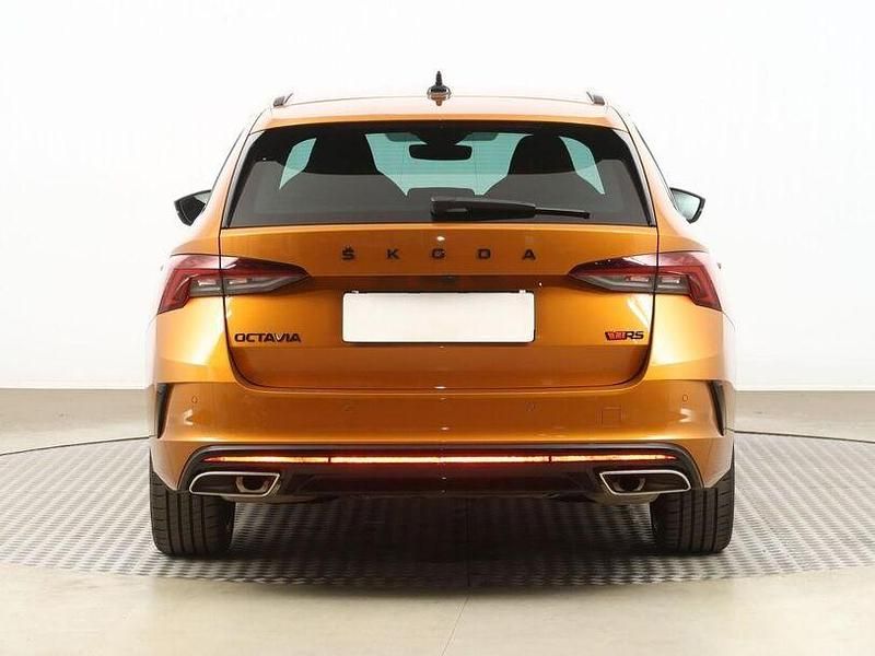 Gebraucht Skoda Octavia RS 245 PS (180 kW) 2024 Phoenix orange perleffekt (metallic) Kombi