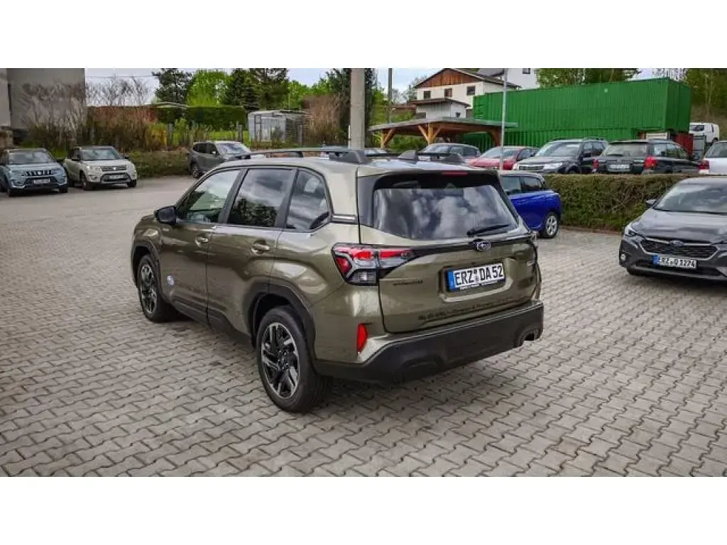 Second-hand Subaru Forester Exclusive+ 136 CP (100 kW) 2025 Verde SUV