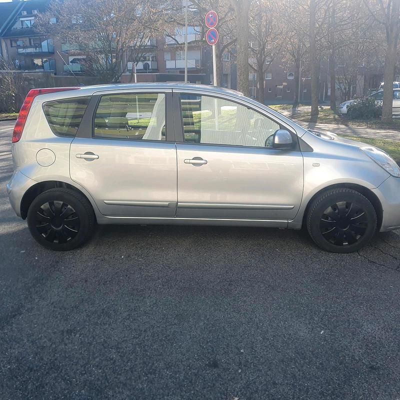 Second-hand Nissan Note 88 CP (64 kW) 2007 Argintiu Hatchback
