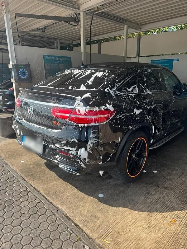 Schwarz Gebraucht 2019 Mercedes GLE350 Coupé | 45.000 € - Bild 1/4