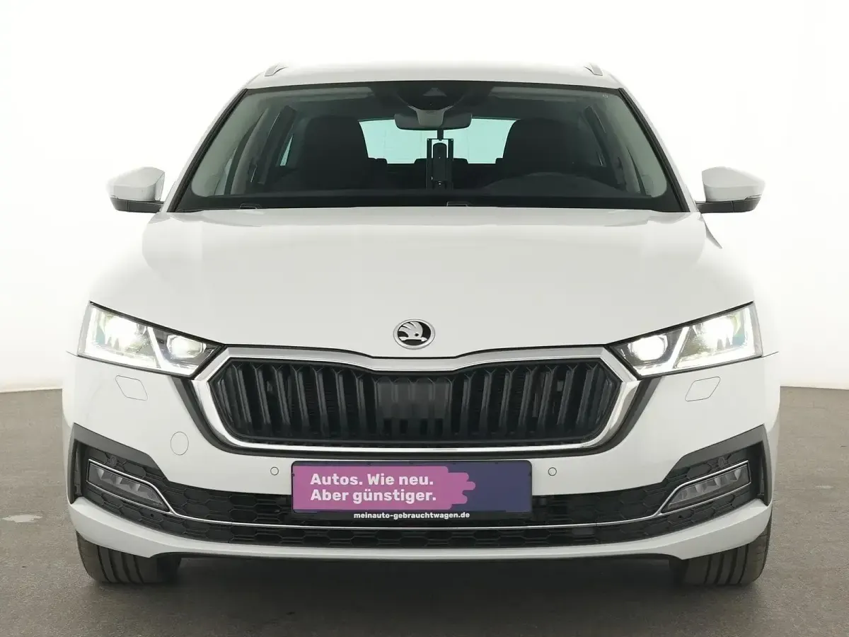 Usata Skoda Octavia Style 150 CV (110 kW) 2023 Bianco Station wagon