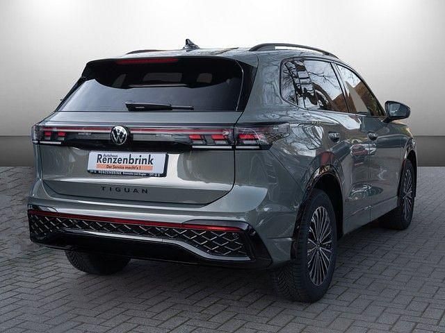 Gebraucht VW Tiguan Style 204 PS (150 kW) 2025 Grün SUV