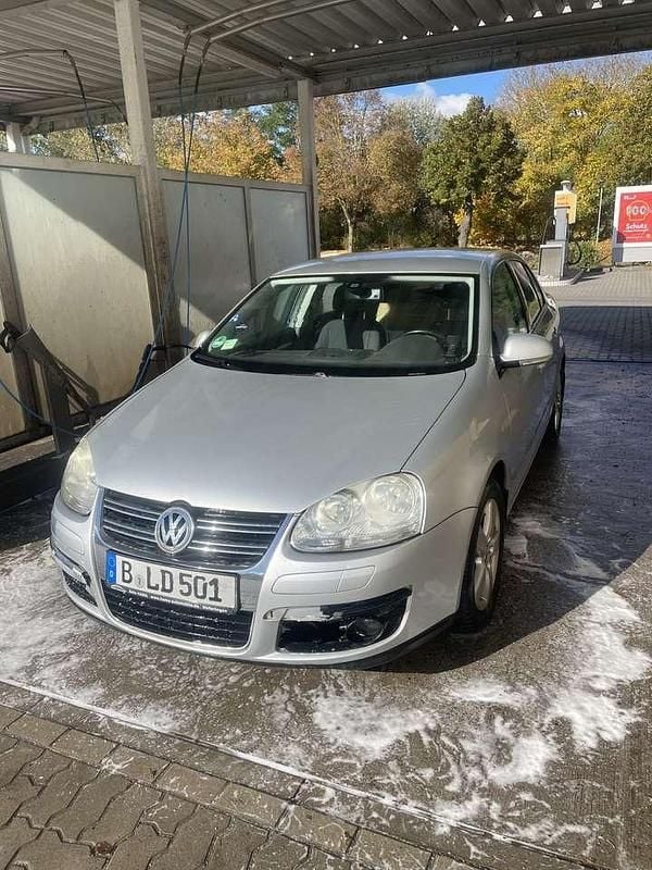 Gebraucht VW Jetta United 122 PS (89 kW) 2008 Grau Limousine