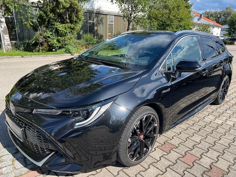 Schwarz Gebraucht 2022 Toyota Corolla Sport Kombi | 25.980 € (Fairer Preis) - Bild 1/4
