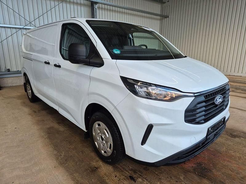 Gebraucht Ford Transit Custom Trend 136 PS (100 kW) 2024 Weiß Van / Kleinbus