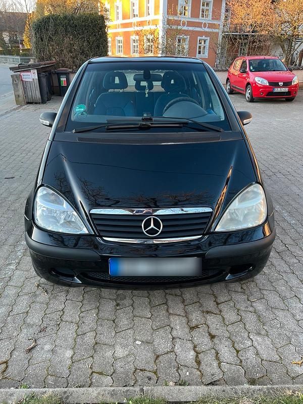 Schwarz Gebraucht 2004 Mercedes A140 Kleinwagen | 1.550 € - Bild 1/4