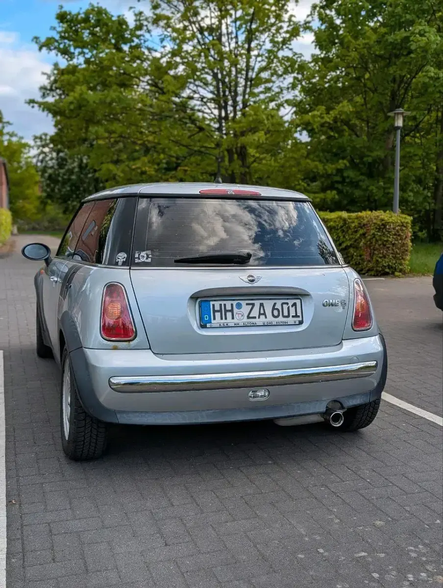 Gebraucht Mini ONE 90 PS (66 kW) 2002 Silber Kleinwagen