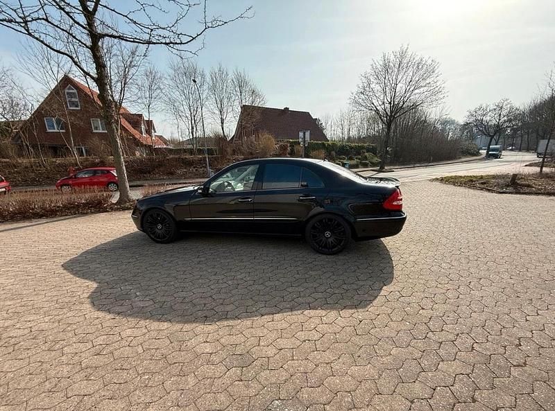 Brugt Mercedes E320 224 HK (164 kW) 2003 Sort Sedan