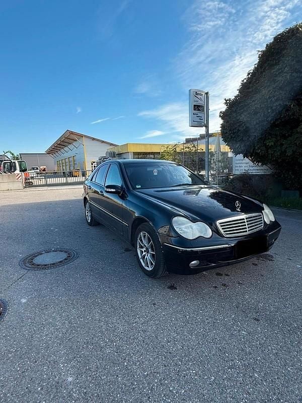 Schwarz Gebraucht 2000 Mercedes 320 Limousine | 3.800 € (Superpreis) - Bild 1/4