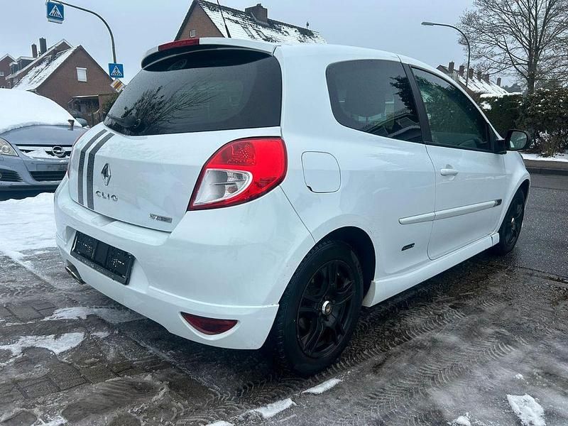 Gebraucht Renault Clio III GT 128 PS (94 kW) 2012 Weiß Limousine