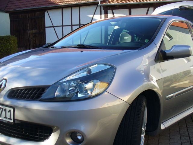 Gebraucht Renault Clio R.S. R.S. 268 PS (197 kW) 2008 Silber metallic Kleinwagen