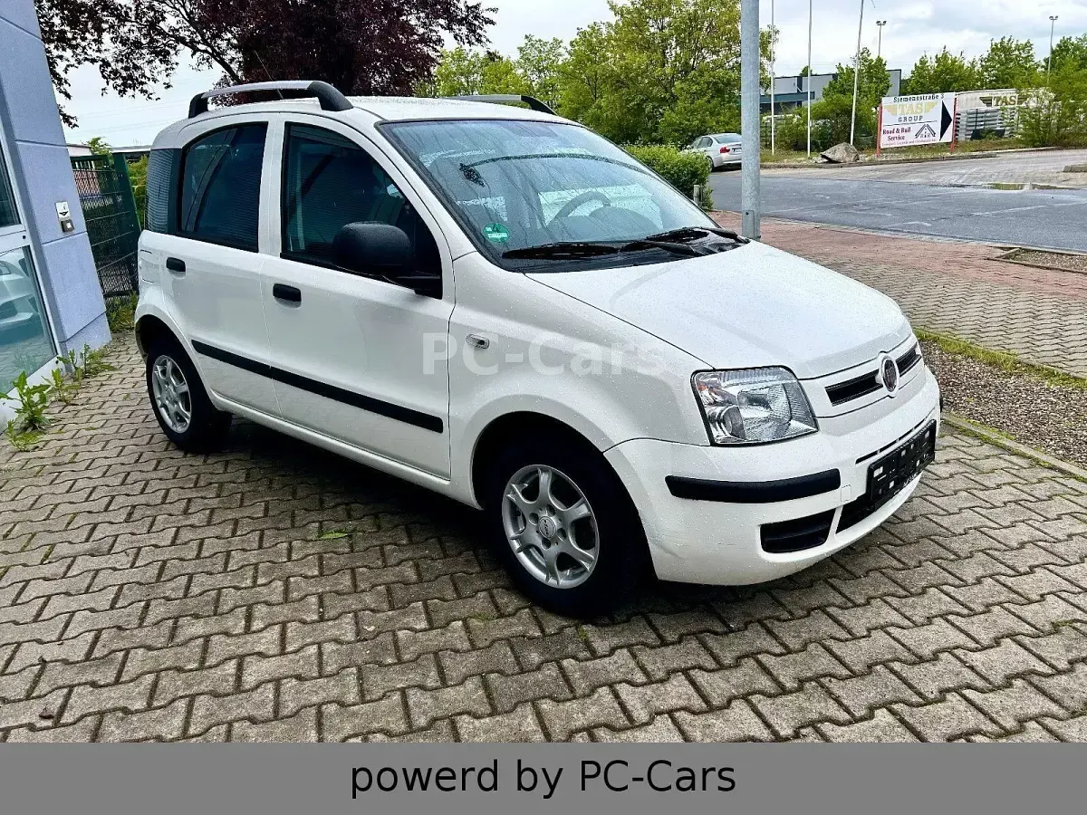 Gebraucht Fiat Panda 69 PS (50 kW) 2012 Weiß Kleinwagen