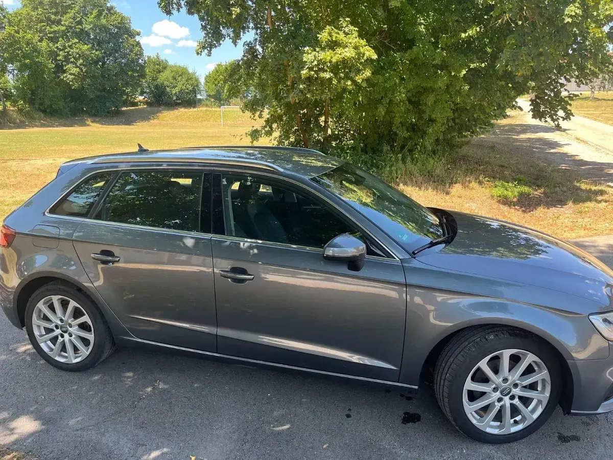 Gebraucht Audi A3 Design 150 PS (110 kW) 2016 Grau Limousine