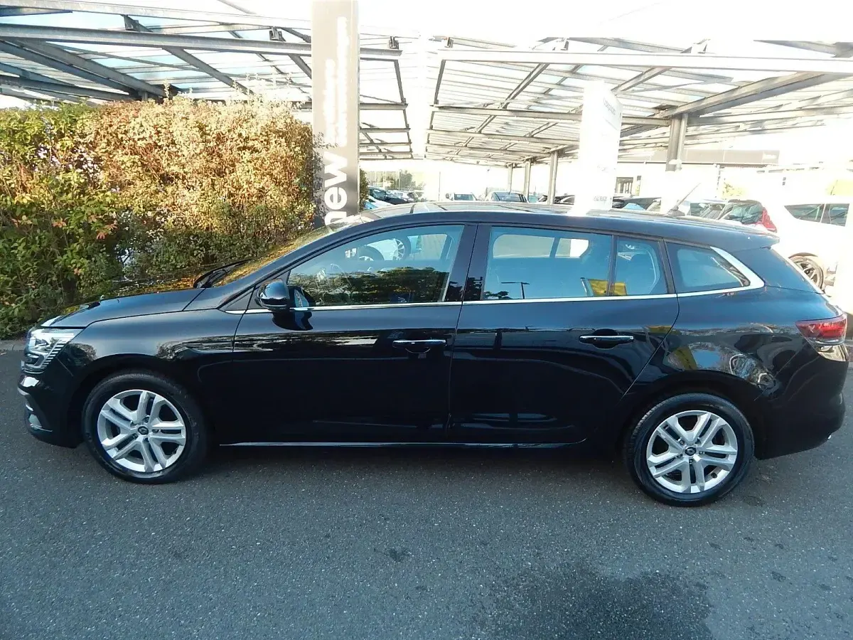 Gebraucht Renault Mégane GrandTour Equilibre 116 PS (85 kW) 2023 Schwarz Kombi