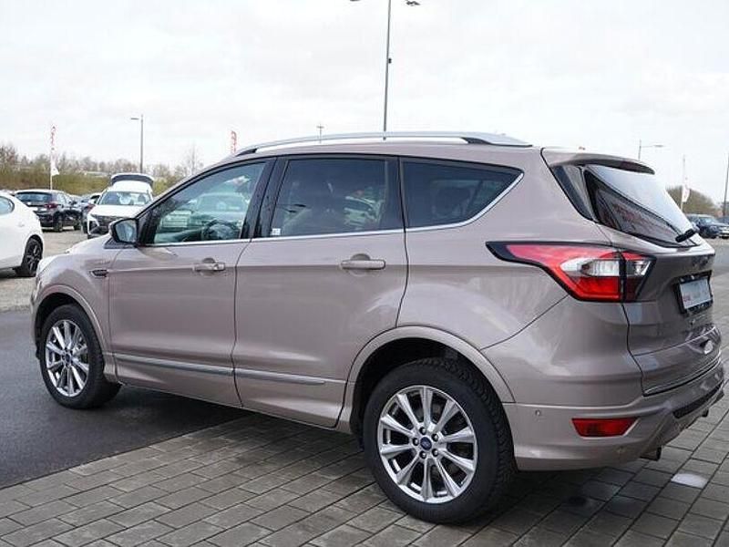 Gebraucht Ford Kuga Vignale 242 PS (177 kW) 2018 Grau SUV