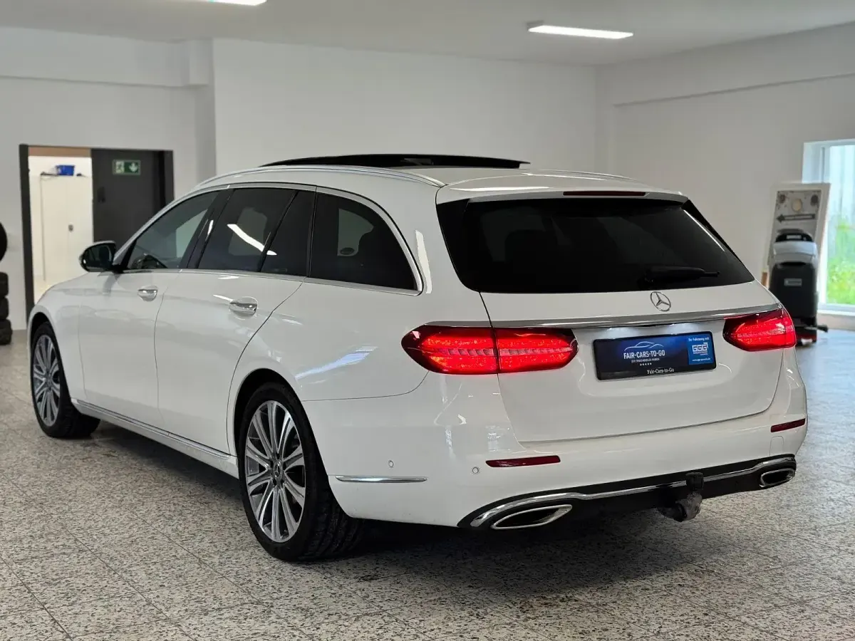 Gebraucht Mercedes E450 367 PS (269 kW) 2019 Weiß Limousine