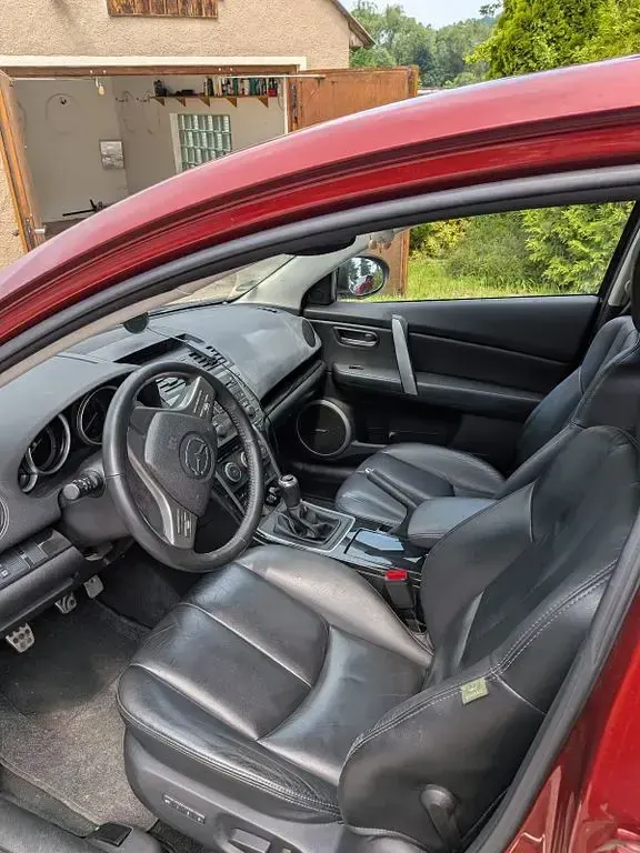 Gebraucht Mazda 6 Dynamic 170 PS (125 kW) 2009 Rot Limousine