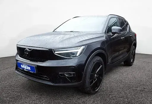 Nowe Volvo EX40 Plus 185 kW (252 KM) 2026 Czarny SUV