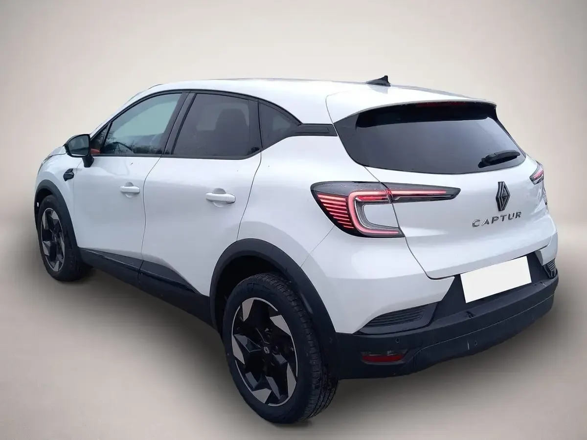 Gebraucht Renault Captur Techno 158 PS (116 kW) 2025 Weiß SUV