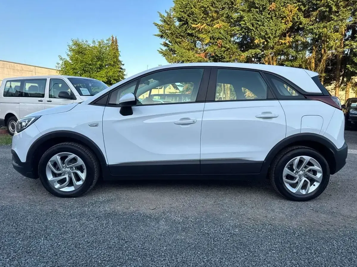 Gebraucht Opel Crossland X 82 PS (60 kW) 2017 Schneeweiss/olympic/summit whi SUV