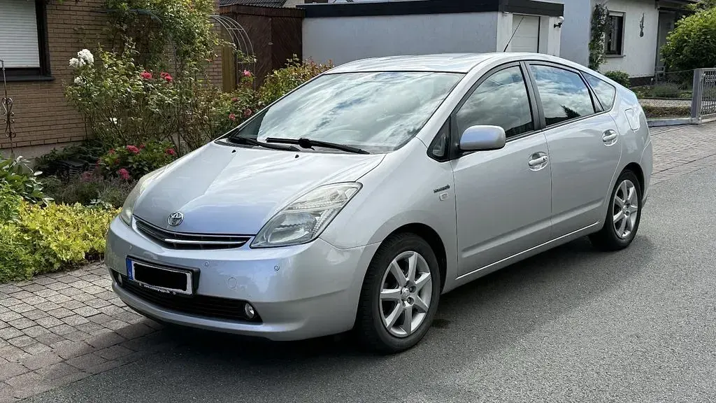 Gebraucht Toyota Prius Sol 111 PS (81 kW) 2008 Silber Kleinwagen