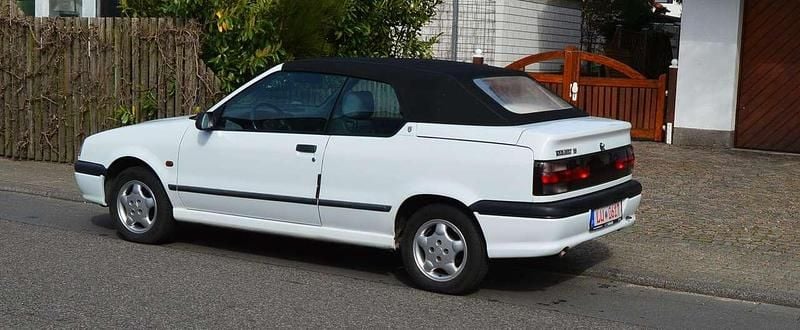 Gebraucht Renault 19 88 PS (64 kW) 1993 Weiß Cabrio