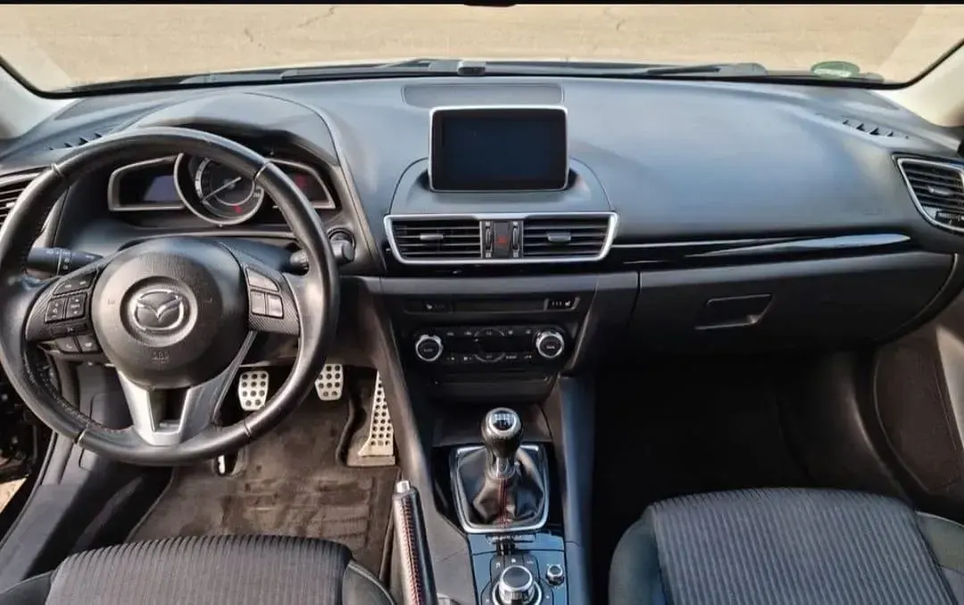 Gebraucht Mazda 3 Edition 150 PS (110 kW) 2015 Schwarz Kleinwagen