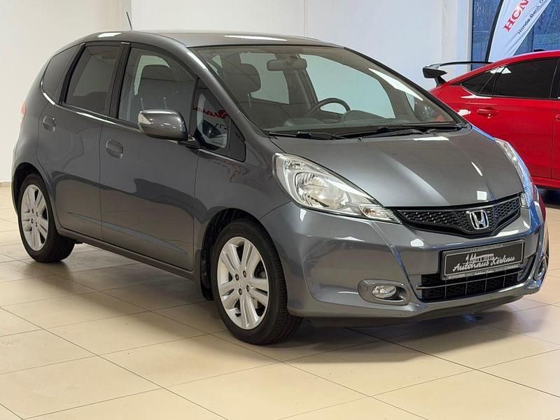 Gebraucht Honda Jazz Comfort Plus 99 PS (72 kW) 2014 Silber Kleinwagen