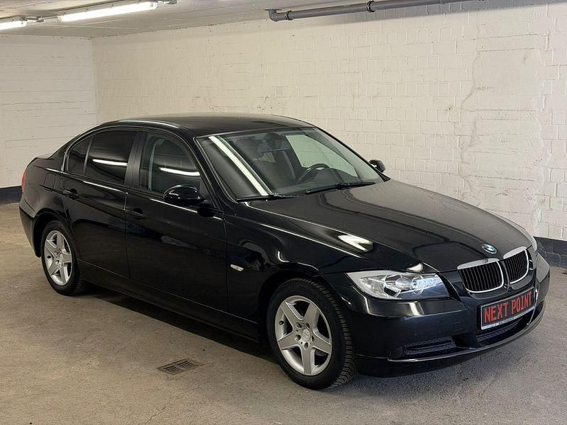 Second-hand BMW 318 129 CP (94 kW) 2006 Negru Berlinǎ