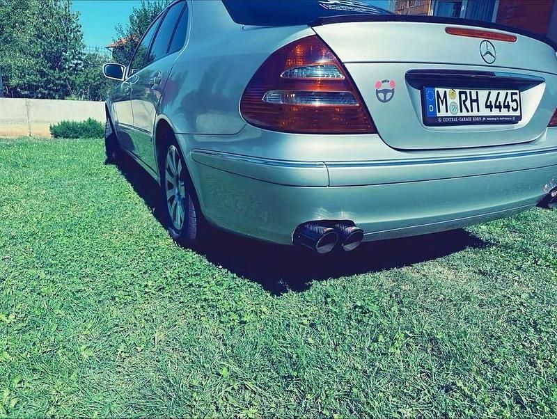 Silber Gebraucht 2003 Mercedes 240 Limousine | 3.000 € (Superpreis) - Bild 1/4