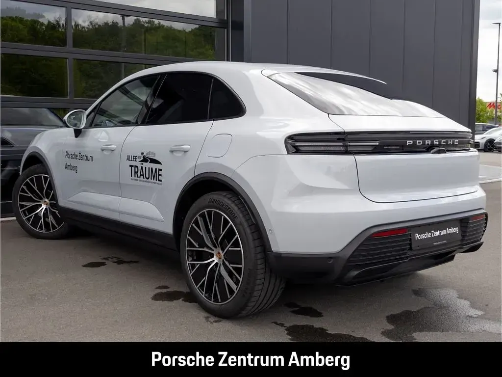 Gebraucht Porsche Macan 300 kW (408 PS) 2025 Grau SUV