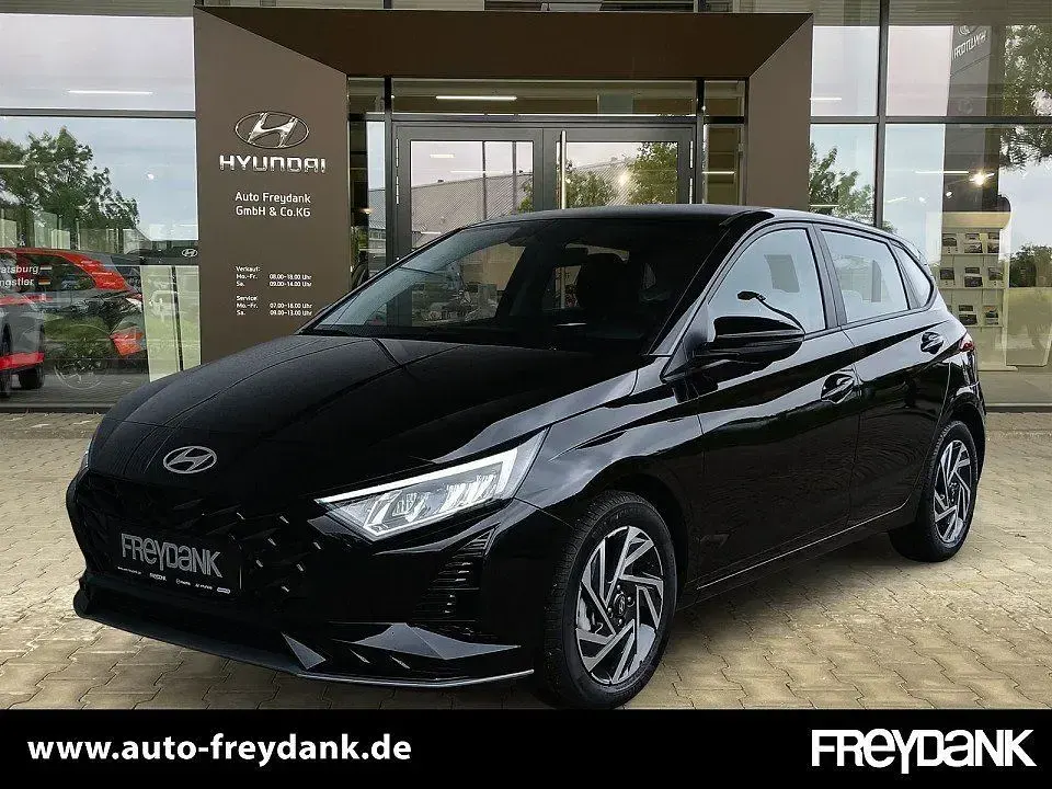 Gebraucht Hyundai i20 Trend 90 PS (66 kW) 2026 Kleinwagen