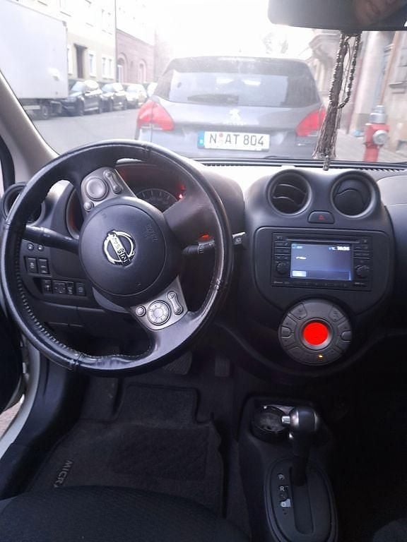 Gebraucht Nissan Micra S 98 PS (72 kW) 2011 Weiß Kleinwagen