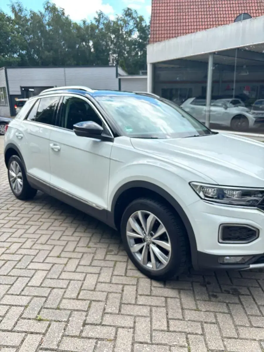Gebraucht VW T-Roc 150 PS (110 kW) 2019 Weiß SUV