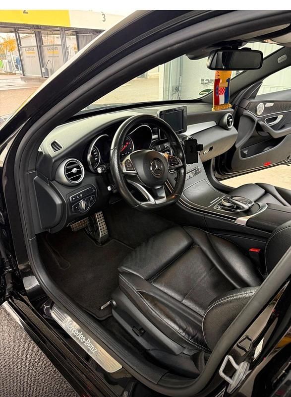 Gebraucht Mercedes C250 204 PS (150 kW) 2017 Schwarz Kombi