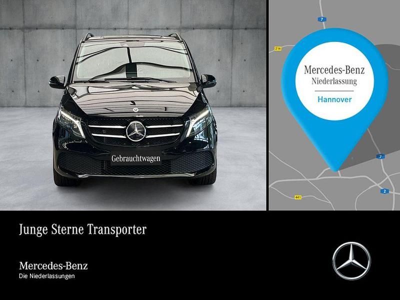 Schwarz Gebraucht 2023 Mercedes V300 Edition Van / Kleinbus | 58.980 € (Fairer Preis) - Bild 1/4