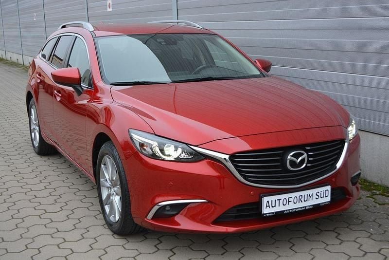 Rot Gebraucht 2016 Mazda 6 Exclusive-Line Kombi | 15.790 € (Fairer Preis) - Bild 1/4