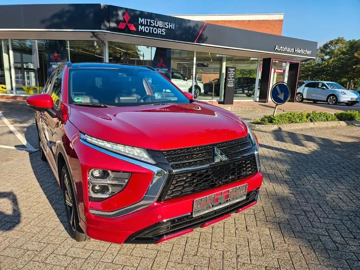 Gebraucht Mitsubishi Eclipse Cross Top 98 PS (72 kW) 2022 Rot SUV