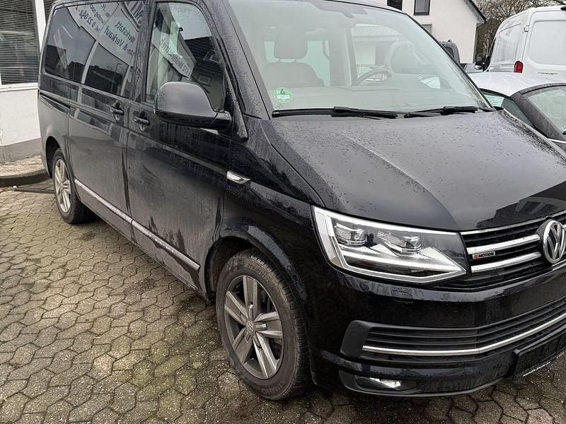 Gebraucht VW Transporter Highline 204 PS (150 kW) 2018 Deep black perleffekt Van