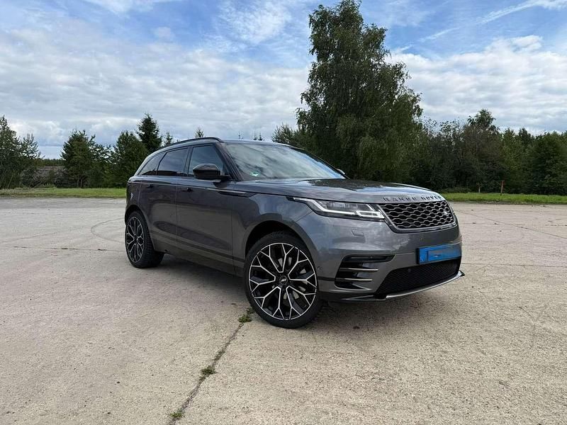 Grau Gebraucht 2018 Land Rover Range Rover Velar HSE Dynamic SUV | 32.888 € (Etwas zu teuer) - Bild 1/4