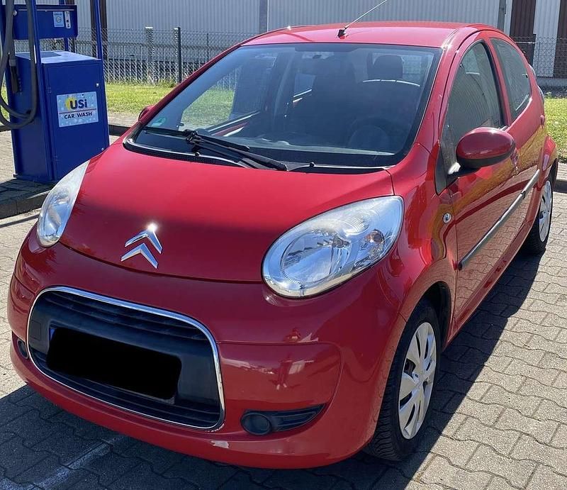 Rot Gebraucht 2009 Citroën C1 Style Kleinwagen | 3.500 € (Teuer) - Bild 1/4