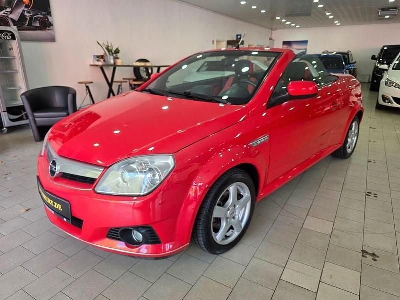 Rot Gebraucht 2005 Opel Tigra Enjoy Cabrio | 4.990 € (Teuer) - Bild 1/4