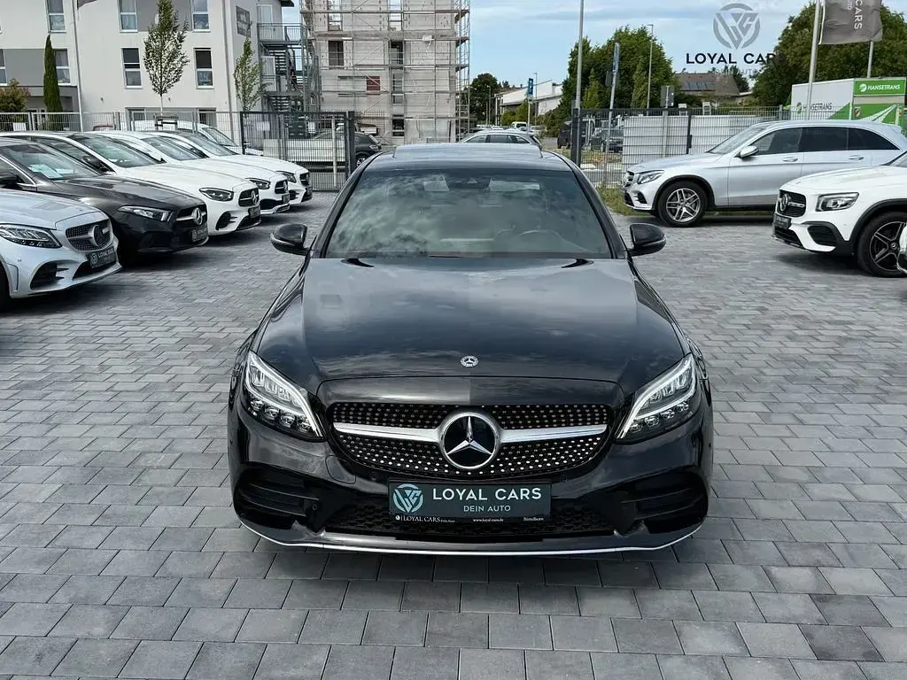 Gebraucht Mercedes C200 AMG 184 PS (135 kW) 2018 Schwarz Limousine