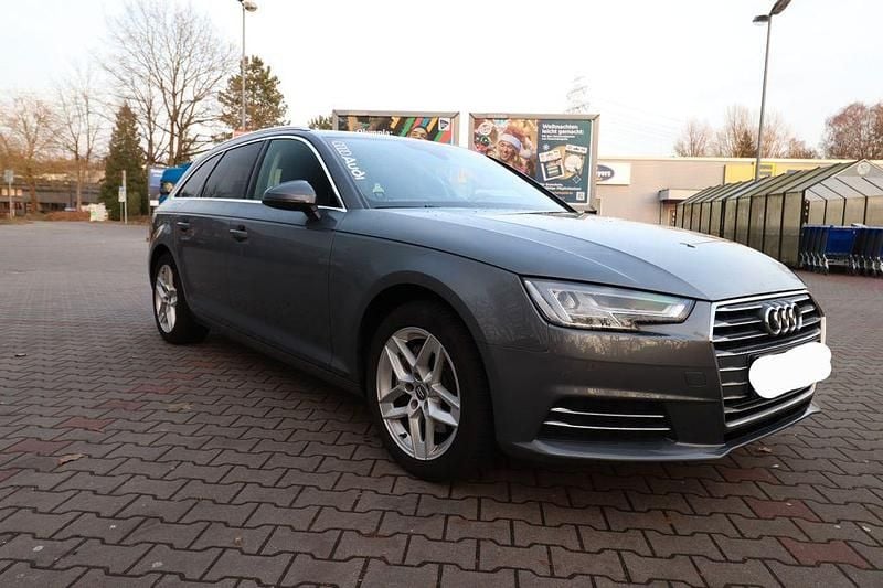 Gebraucht Audi A4 Sport 190 PS (139 kW) 2016 Grau Kombi
