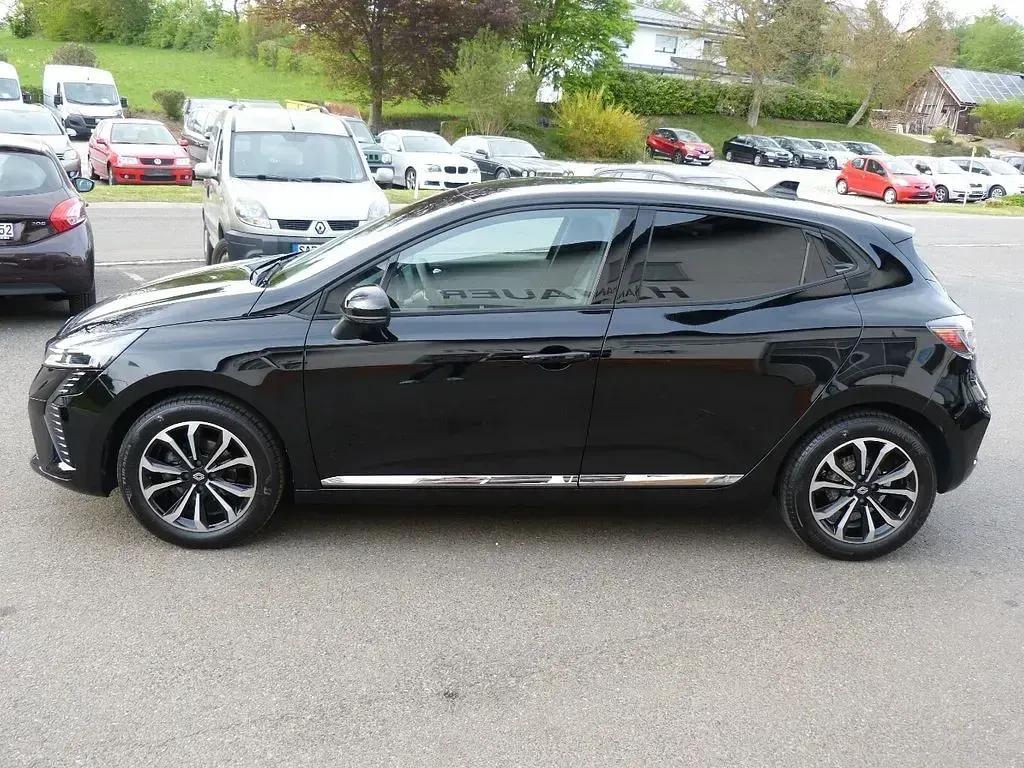 Gebraucht Renault Clio V Techno 91 PS (66 kW) 2025 Schwarz Limousine
