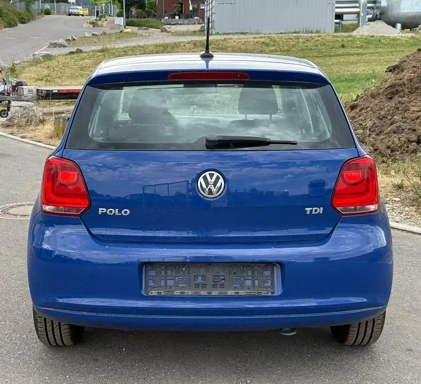 Gebraucht VW Polo 75 PS (55 kW) 2010 Blau Kleinwagen