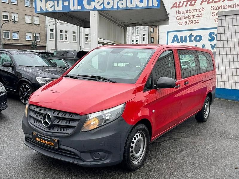 Rot Gebraucht 2015 Mercedes Vito Van / Kleinbus | 15.600 € (Superpreis) - Bild 1/4